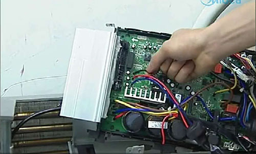 赫章美的空调电话是多少